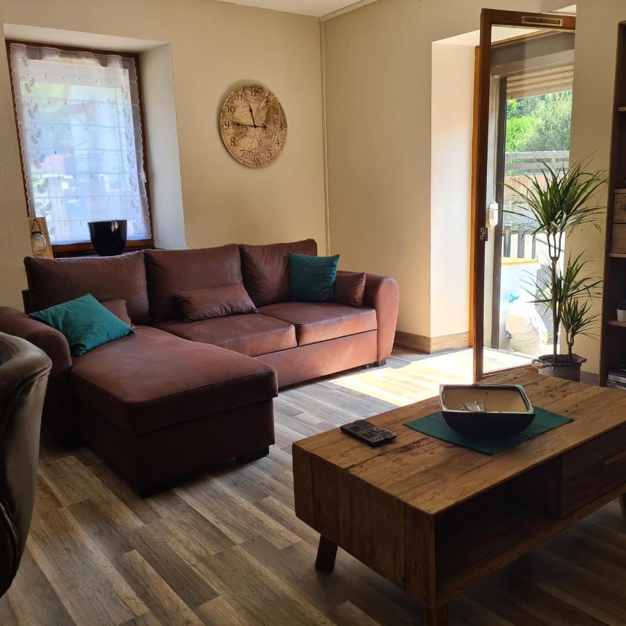 Appartement Au Coeur Du Haut-Jura Villard-Saint-Sauveur Esterno foto