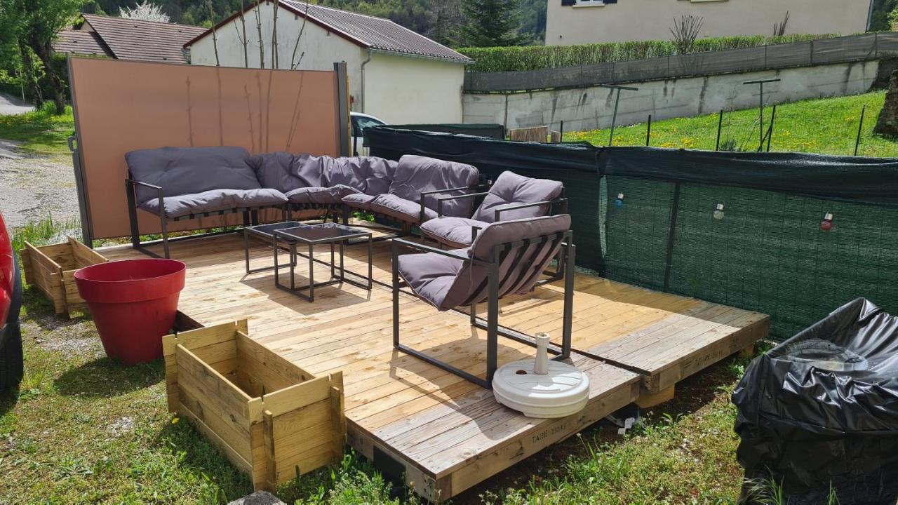 Appartement Au Coeur Du Haut-Jura Villard-Saint-Sauveur Esterno foto